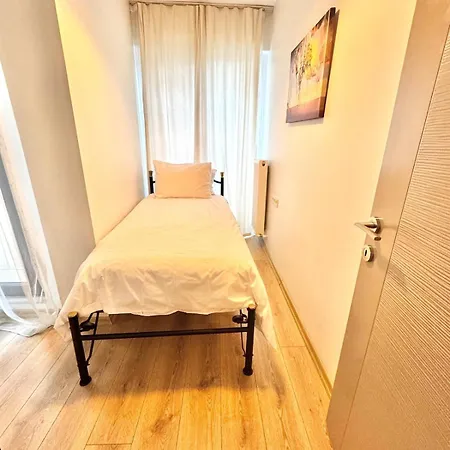 Stylish In The Heart Of 2 Min To Istiklal