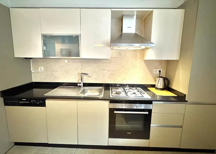 New In The Center Of Near Istiklal Estambul